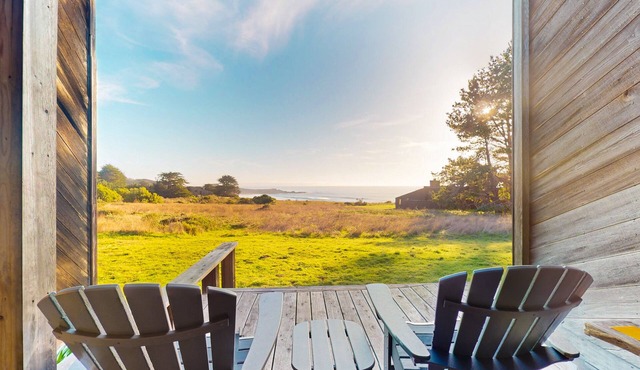 Beautiful Ocean Bluff Retreat with Private Hot Tub, Sauna, & Shared Pool