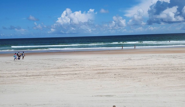 Beautiful OCEAN VIEW Condo with New Pool. Sleeps up to 4