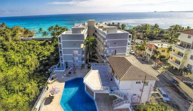 Beautiful Ocean View Apt. 502 A