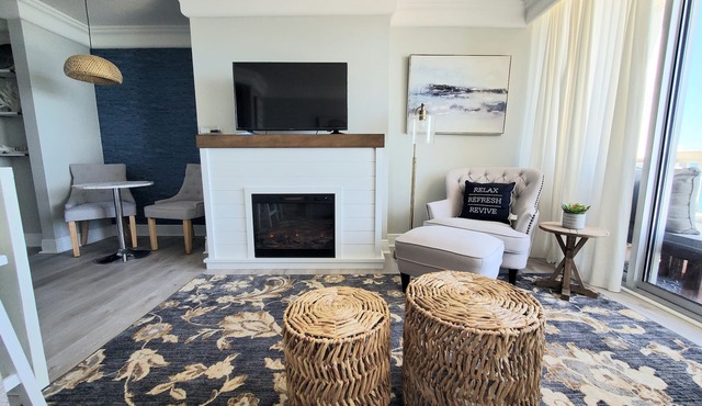 Beautiful OCEANFRONT 1 Bedroom Condo - Open Pools