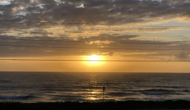 Beautiful Oceanfront 2 Bed 1.5 Bath Condo, Attached Garage & Pool 28 Day Minimum