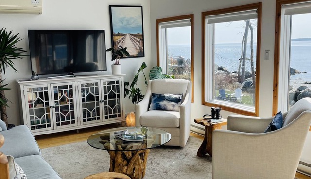 Beautiful Oceanfront home steps to Summerville beach