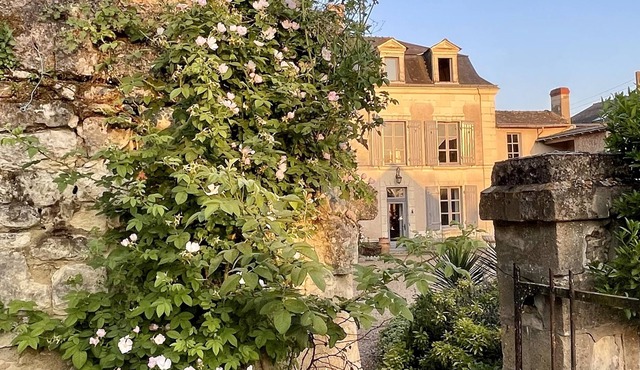 Beautiful Old Winery & Gardens near Saumur