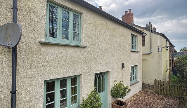 Beautiful Old Church Cottage in North Devon