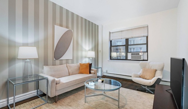 Beautiful One Bedeoom in Heart of Upper West Side