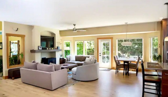 Beautiful open concept home with dream kitchen