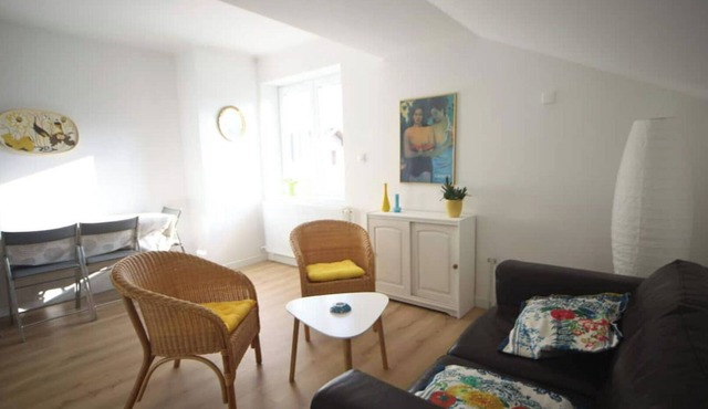 Beautiful, peaceful apartment with mountain view