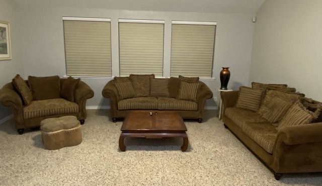Beautiful Peaceful desirable home in Madera Ranchos