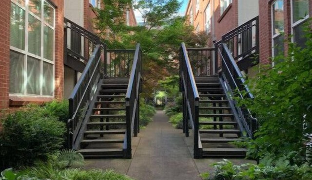 Beautiful Pearl District Loft