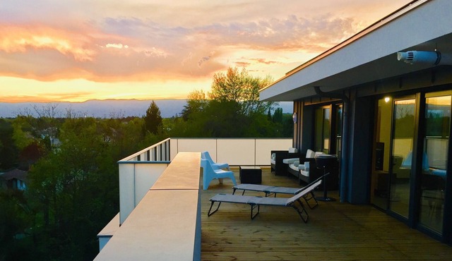 Beautiful Penthouse with Panoramic View