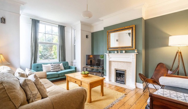 Beautiful period property close to the city centre