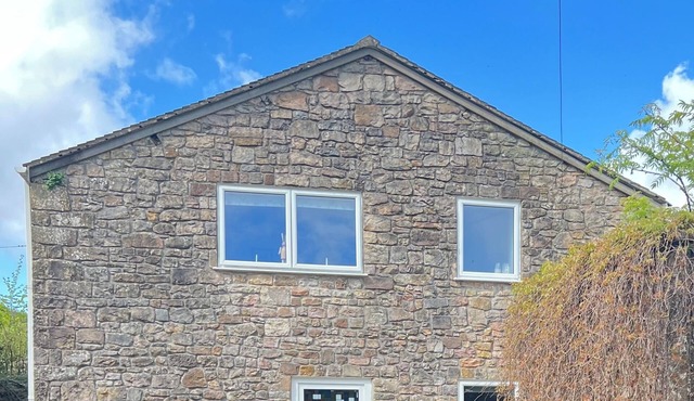 Beautiful pet-friendly cottage within four acres of main house, Wye Valley AONB