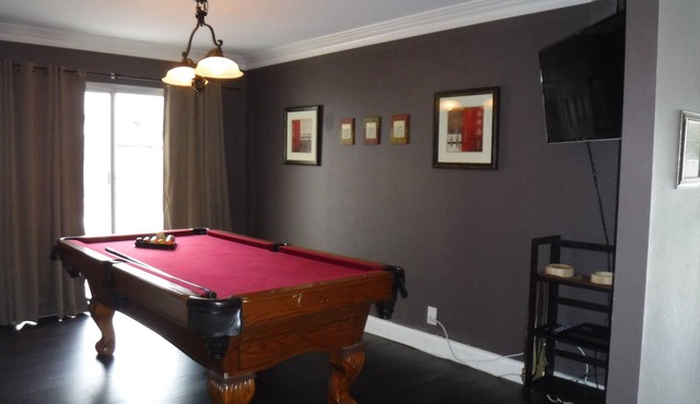 Beautiful Pet-Friendly Vacation Rental near Disney with Pool/Spa