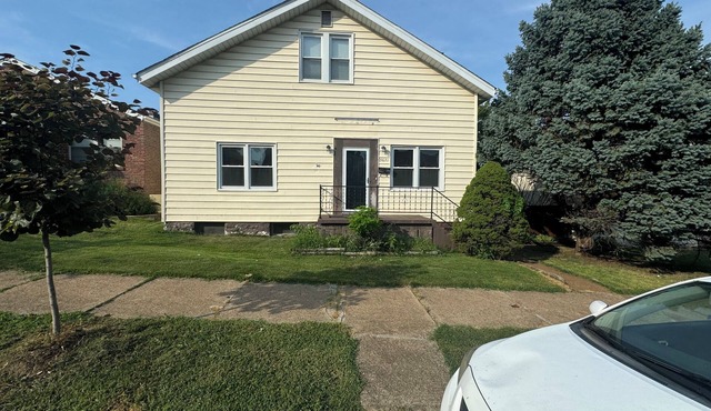 Beautiful place near the park!