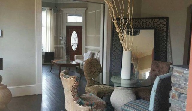 Beautiful Playhouse w/Pool & Podcast Room! 6 mins from DTWN ATL