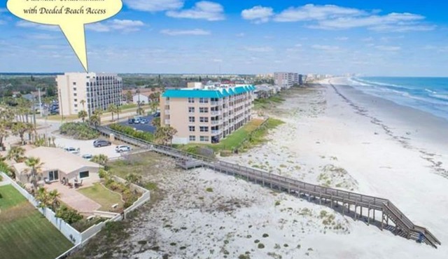 Beautiful Ponce Inlet 2bd Condo. 100 Yards to the Beach! Beach supplies/bikes.