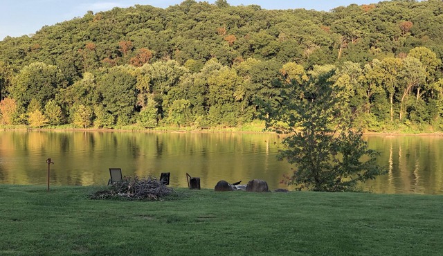 beautiful Potomac riverfront