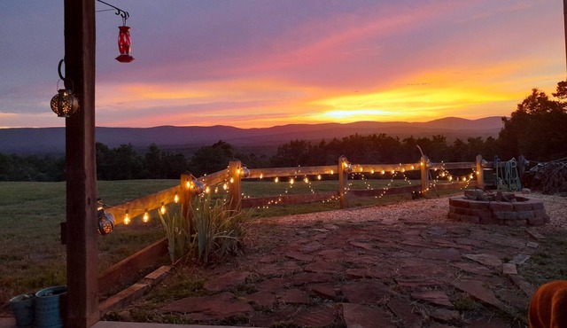 Beautiful, Private 75 acres with amazing home and views