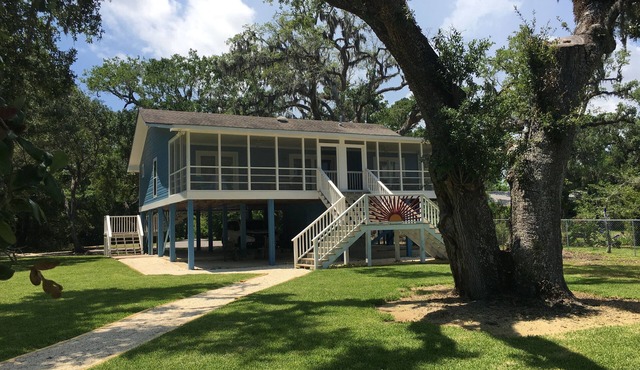 Beautiful , private Bon Secour riverfront home with spacious screened porch