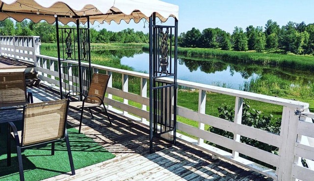 Beautiful private Lake Front Cottage for rent at Campbellford town