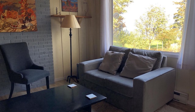 Beautiful, private oceanfront cottage on the Bay of Fundy