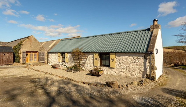 Beautiful private villa for 2 guests with WIFI