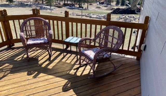 Beautiful private handicap accessible home, close to Custer and Michelson Trail.