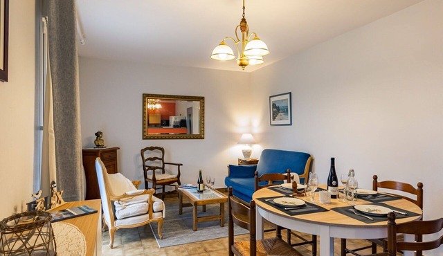 Beautiful private villa for 4 guests with WIFI, TV and terrace