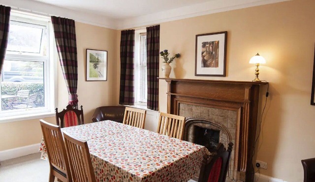 Beautiful private villa for 6 guests with WIFI, TV and patio