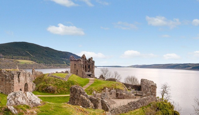 Beautiful private villa for 10 guests with WIFI, TV, terrace, pets allowed and panoramic view