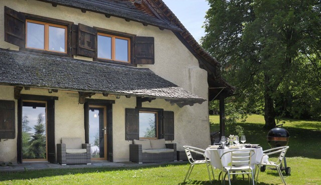 Beautiful private villa for 5 people with WIFI, TV, terrace, pets allowed and panoramic view