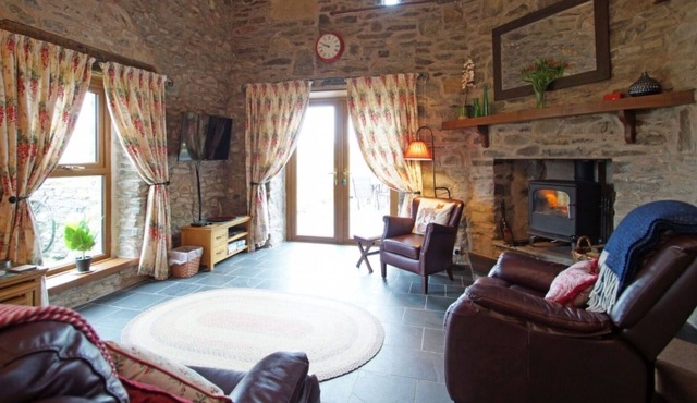 Beautiful private villa for 5 people with WIFI, TV, patio, panoramic view and parking