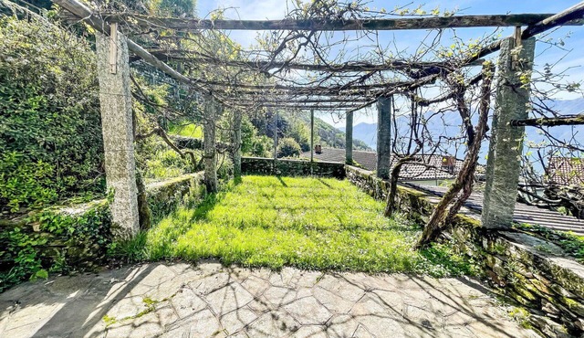 Beautiful private villa for 5 guests with TV, balcony and pets allowed
