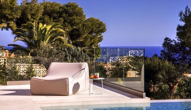 Beautiful private villa for 8 guests with WIFI, A/C, private pool, TV, patio and panoramic view