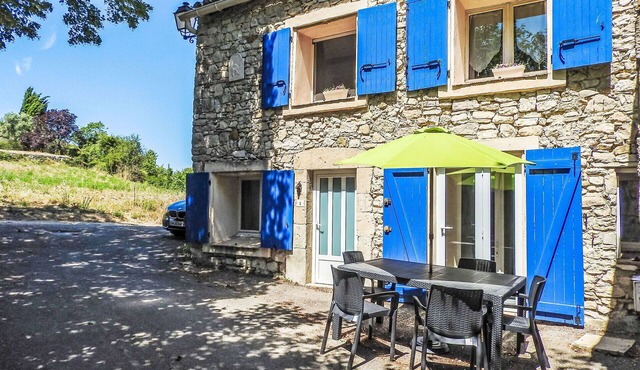 Beautiful private villa for 4 guests with WIFI, TV, terrace, pets allowed and parking