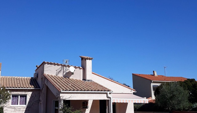 Beautiful property of 130 m2 with swimming pool in Catalan country. Between sea and mountain.