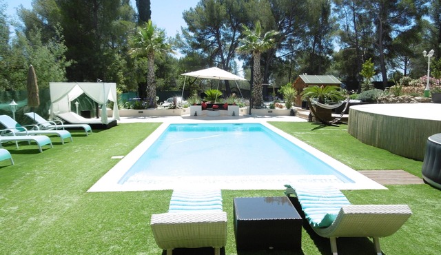 Beautiful property near the calanques park between CASSIS and les LECQUES