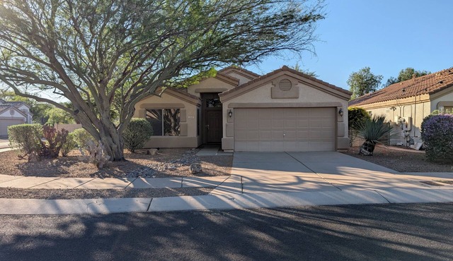 Beautiful, quiet 3/2 in gated community