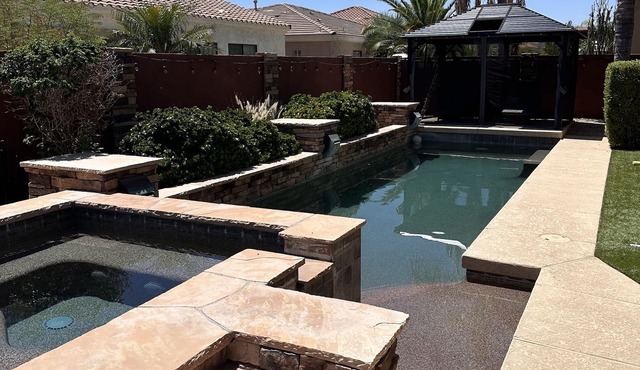 Beautiful quiet AZ getaway with heated pool, pool table, 2 king beds+ STR0000361