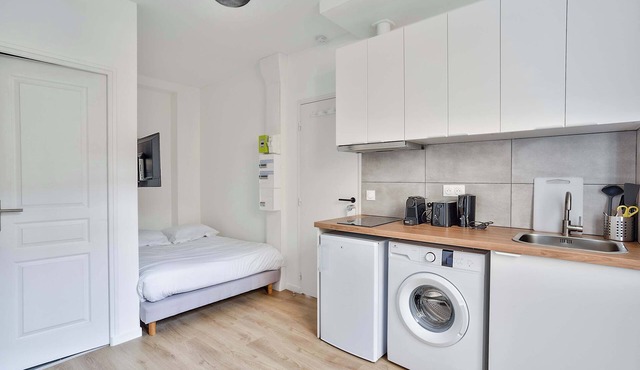 Beautiful quiet and cosy studio in the south of Paris