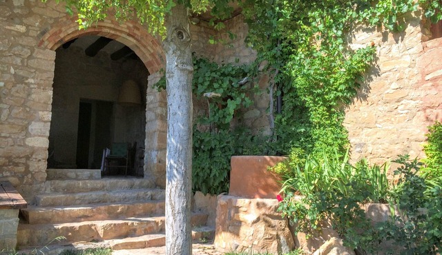 Beautiful Recently Renovated Farmhouse with Pool