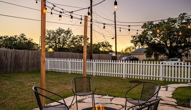 Beautiful Remodeled Home 4 minutes from Kyle Field!