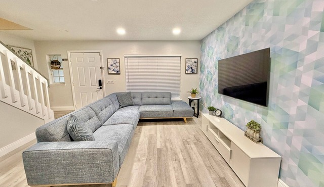 Beautiful Remodeled 4 Bedroom House