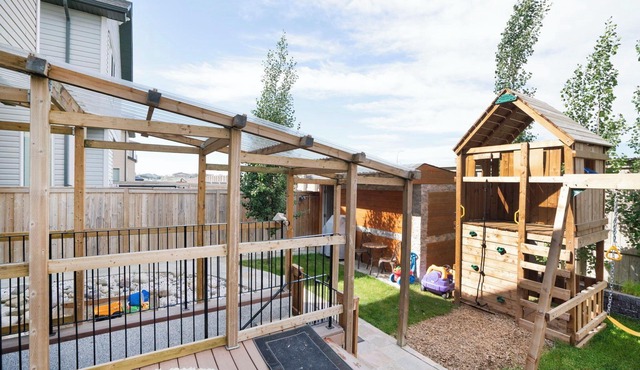 Beautiful renovated apartment in North West Calgary