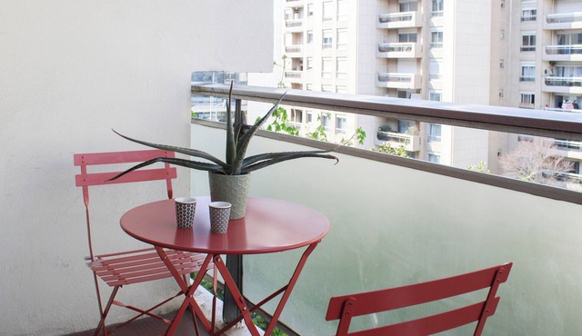 Beautiful renovated apartment, balcony and parking