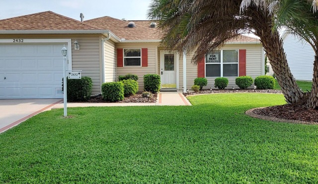 Beautiful Rental near Lake Sumter Town Center, The Villages, FL