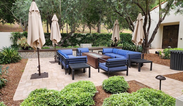 Beautiful Resort-Like 3 Bedroom /3 Bathroom Irvine Quail Hill Condo!