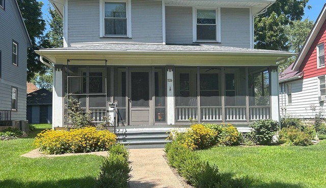 Beautiful restored 3-bedroom house in Davenport