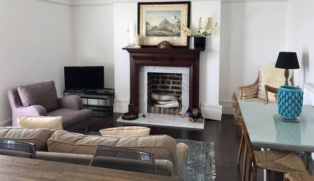 Beautiful River Mersey View, very comfortable well appointed 1st floor apartment