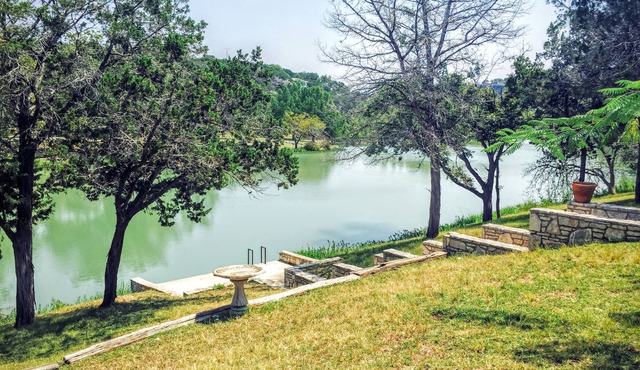 Beautiful Riverfront Property on the Guadalupe River